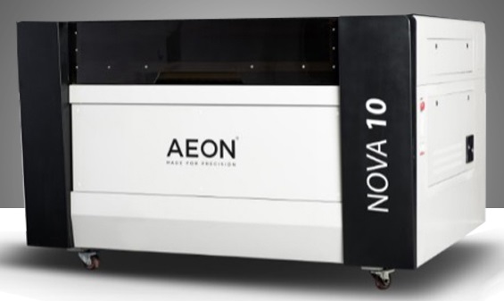 AEON Mira ja Nova lasereiden palamaton suojakotelo takaa käyttöturvallisuuden.